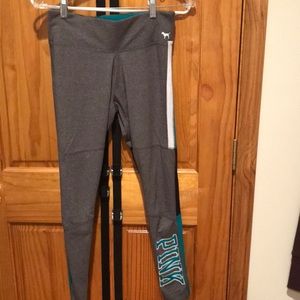 VS Pink Yoga Legging